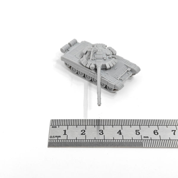 1/144 Cold War Soviet T-72BM Main Battle Tank, Resin Model Vehicle Kit, Unassembled and Unpainted