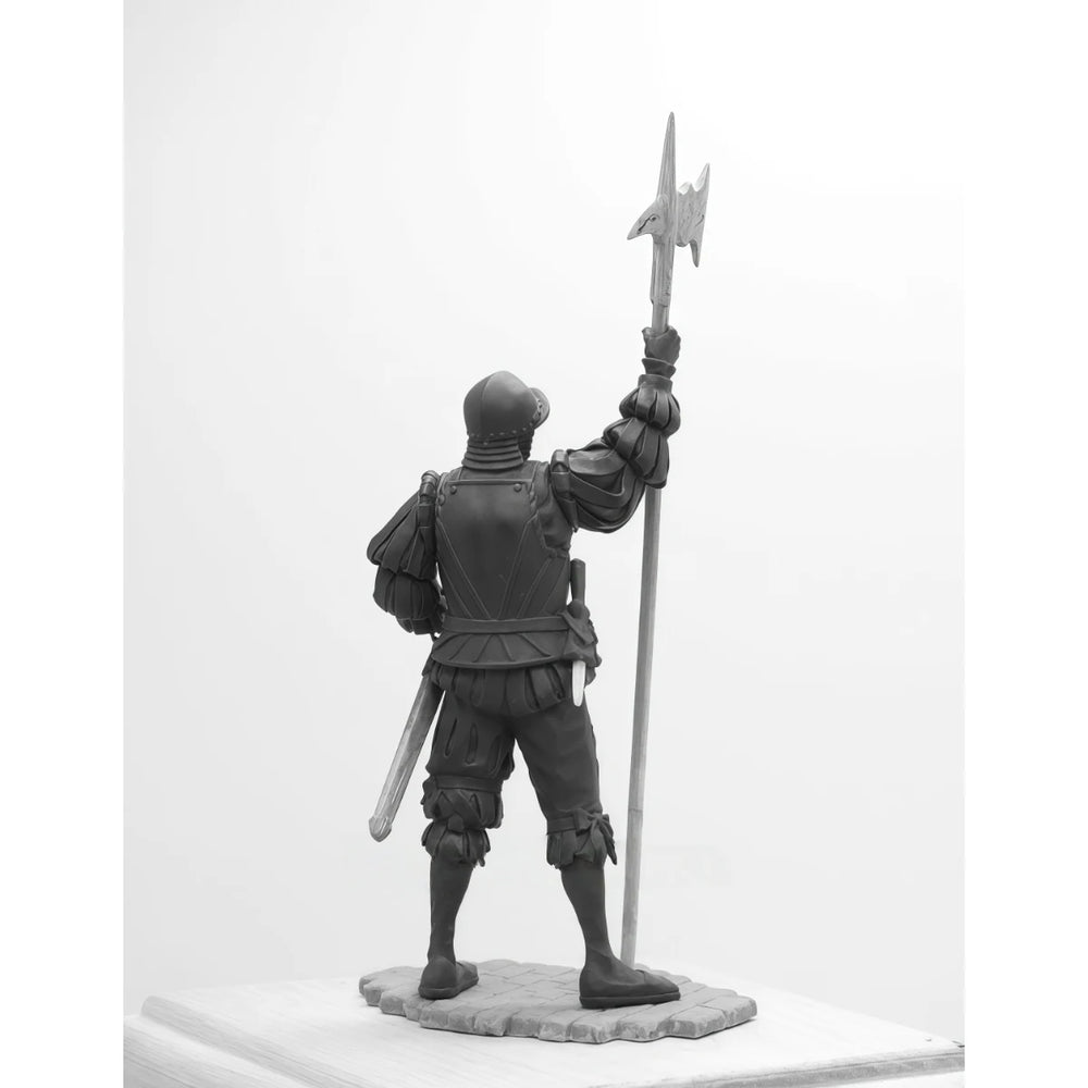 1/24 Medieval European Soldiers with Polearms, 4 Figures, Resin Model Figure Kit, Unassembled and Unpainted