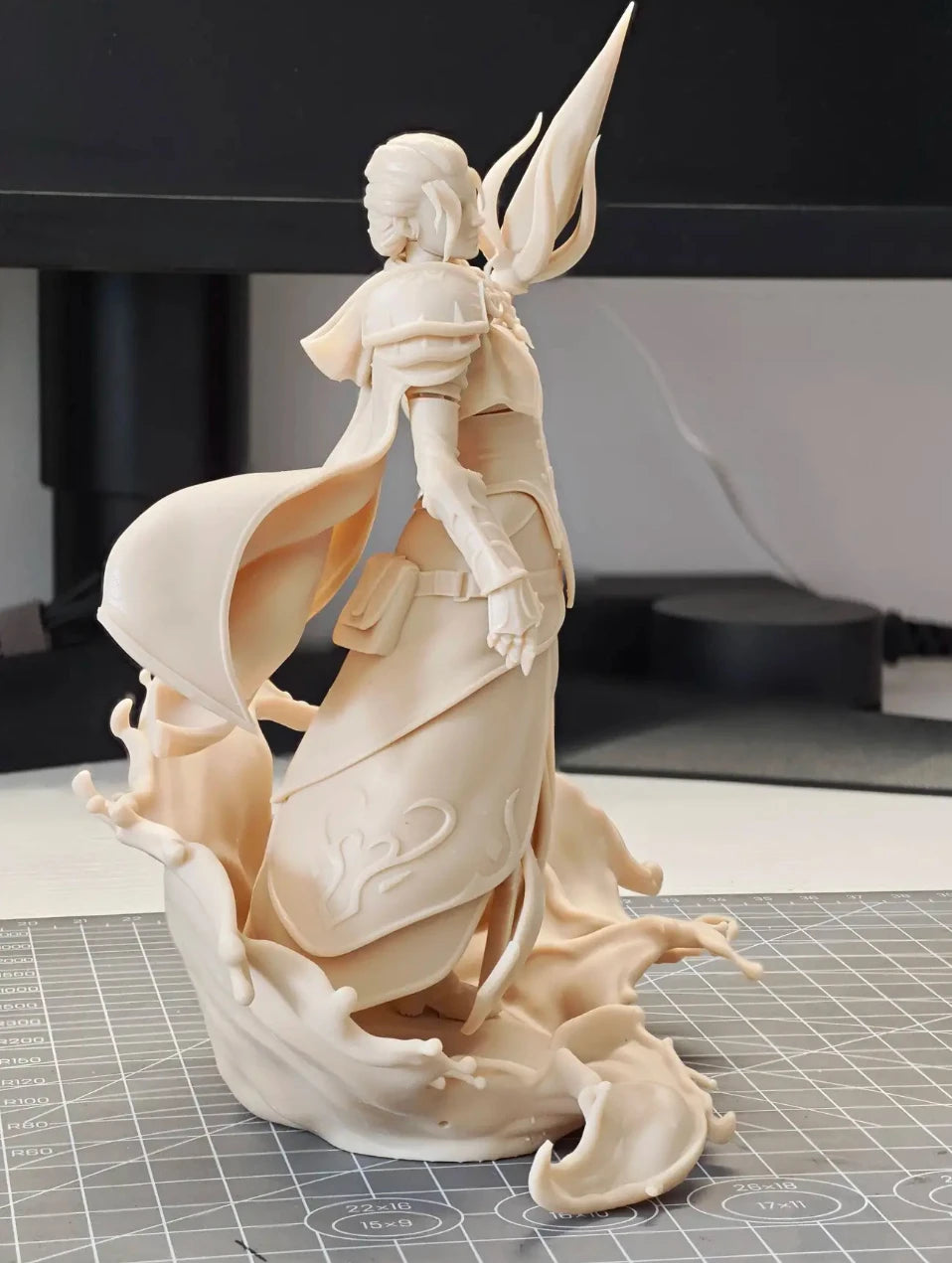 Sea Mage, Resin Model Figure Kit, Fantasy Theme, Unassembled and Unpainted