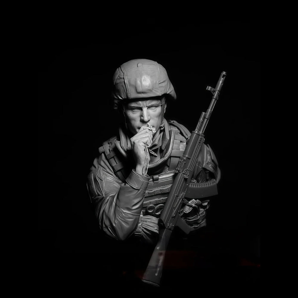 1/10 Modern Russian Soldier, Resin Model Figure Kit, Unassembled and Unpainted