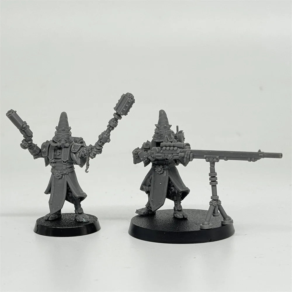 28mm Scavenger Hooded Cultists, 10 Figures, Resin Model Figure Kit, Fantasy Theme, Unassembled and Unpainted