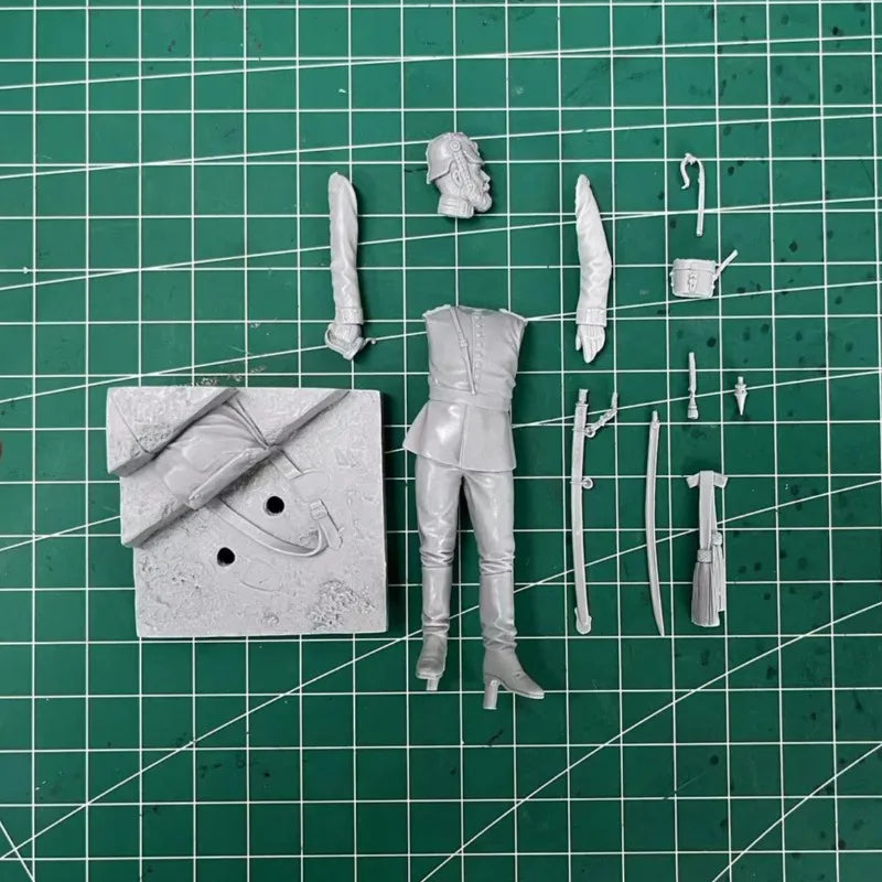 1/24 Napoleonic Prussian Guard Officer with Pickelhaube and Saber, Resin Model Figure Kit, Unassembled and Unpainted