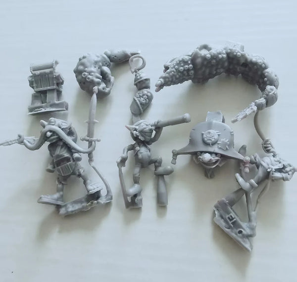 32mm Pirate & Octopus Fantasy, 3 Figures, Resin Model Figure Kit, Fantasy Theme, Unassembled and Unpainted