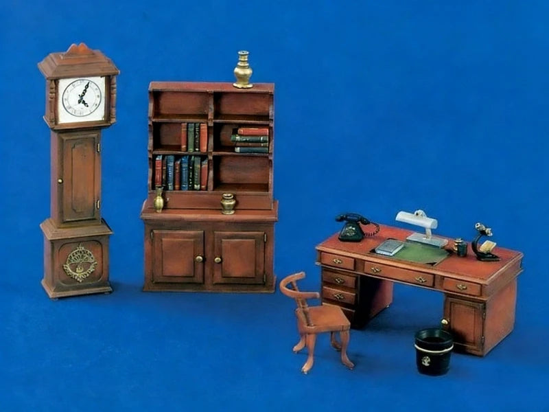 1/35 1930s-1940s Office Furniture, Resin Model Diorama Kit, Historical Theme, Unassembled and Unpainted
