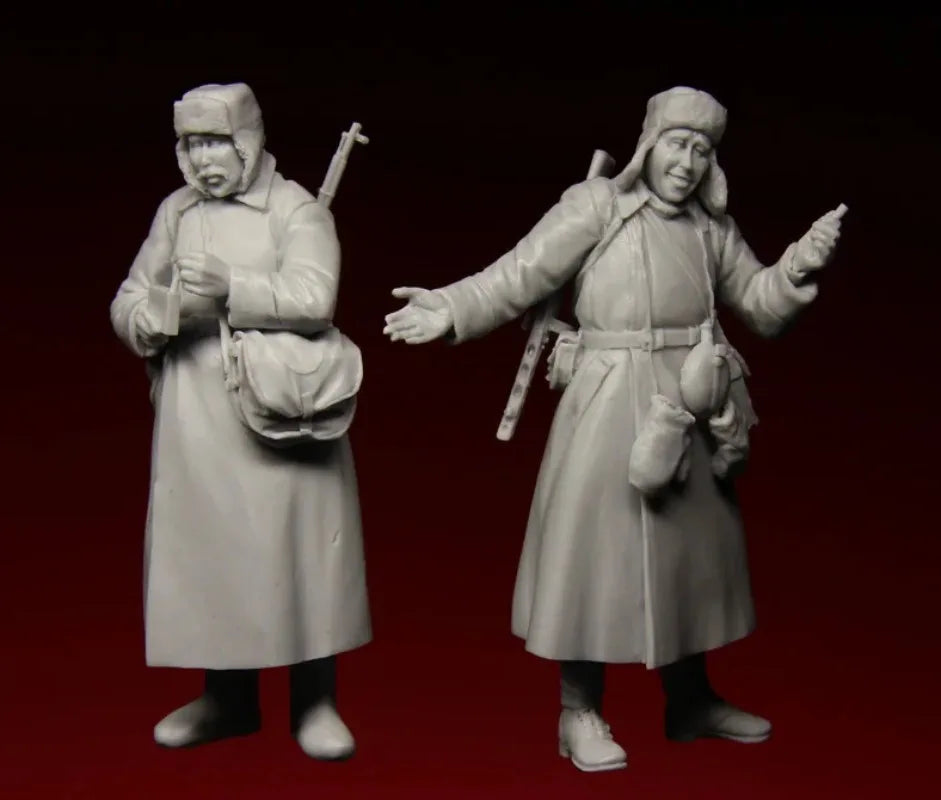 1/35 WWII Soviet Infantry in Greatcoats, 2 Figures, Resin Model Figure Kit, Unassembled and Unpainted