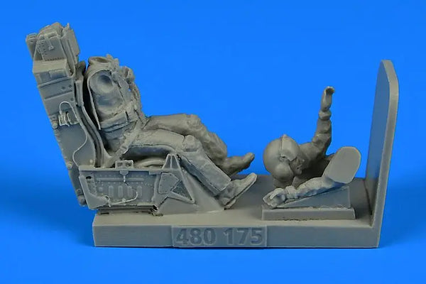 1/48 Modern F-16 Ejection Seat with Pilot, Resin Model Aircraft Kit, Unassembled and Unpainted