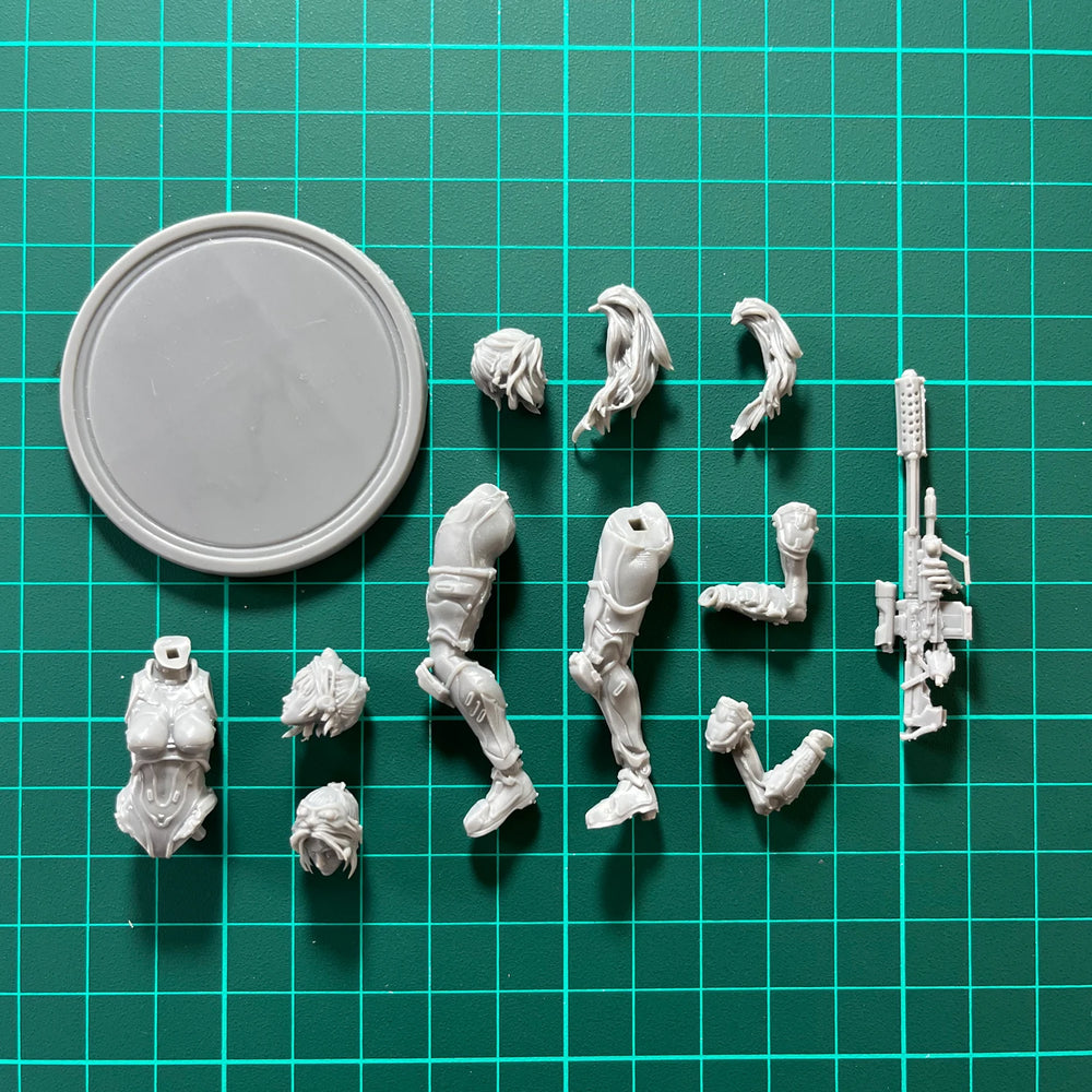 1/24 Gunner with Rifle and Goggles, Resin Model Figure Kit, Sci-Fi Theme, Unassembled and Unpainted