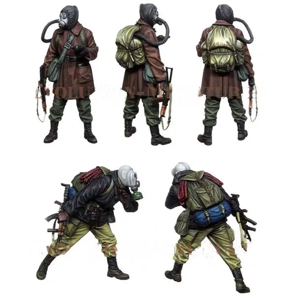 1/35 Wasteland Raiders with Headwraps and Axes, 2 Figures, Resin Model Figure Kit, Fantasy Theme, Unassembled and Unpainted
