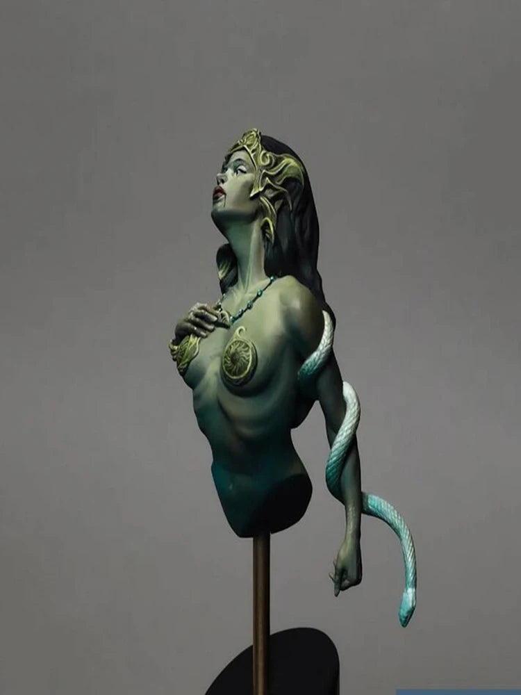 1/10 Dark Fantasy Zombie Female, Resin Model Bust Kit, Fantasy Theme, Unassembled and Unpainted