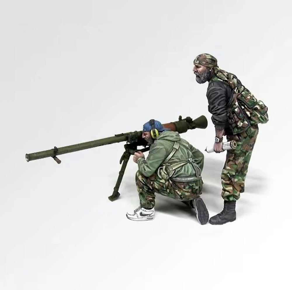1/35 WWII Anti-Tank Gun Crew Deploying, 4 Figures, Resin Model Figure Kit, Unassembled and Unpainted