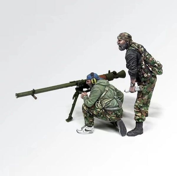 1/35 WWII Anti-Tank Gun Crew Deploying, 4 Figures, Resin Model Figure Kit, Unassembled and Unpainted