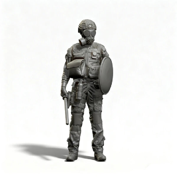 1/35 Modern Police Officers with Gas Masks, 2 Figures, Resin Model Figure Kit, Unassembled and Unpainted