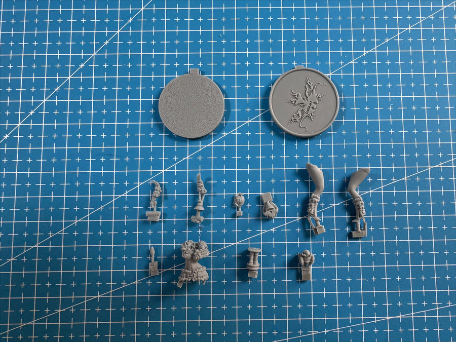 Fantasy Female Warrior with Horned Headdress and Lantern 40mm Resin Figure Kit - resin model view 2