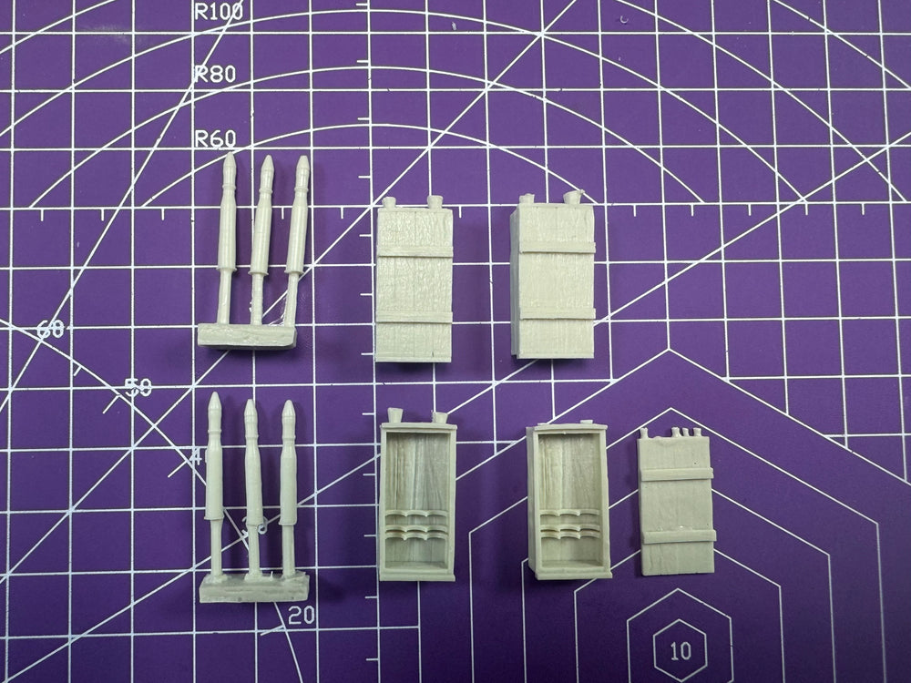 1/35 WWII Supplies, Resin Model Terrain Kit, Unpainted