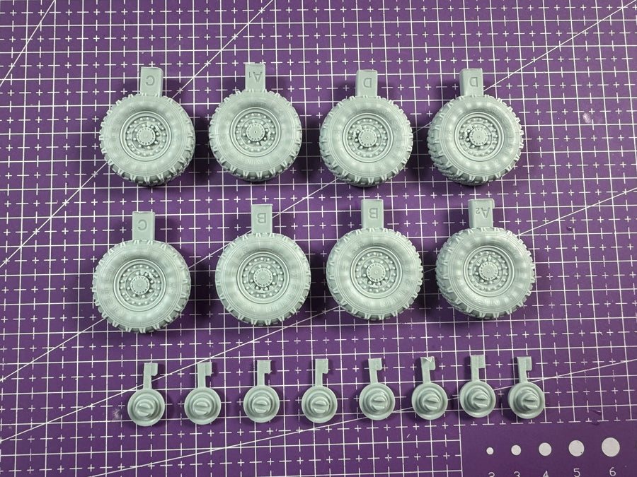 Modern US Stryker 8-Wheel Set 1/35 Resin Accessory Kit - resin model view 2