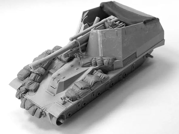 1/35 WWII M3 Half-track, 6 Figures, Resin Model Diorama Kit, Unassembled and Unpainted
