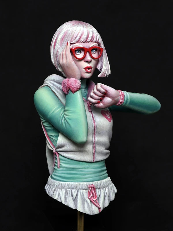 1/12 Girl with Pink Striped Hair Red Glasses Casual Jacket, Resin Model Bust Kit, Anime Theme, Unassembled and Unpainted