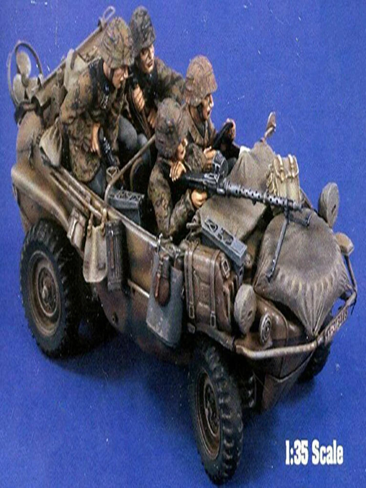 1/35 WWII Crew, 4 Figures, Resin Model Figure Kit, Unassembled and Unpainted