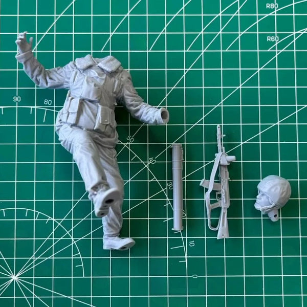 1/16 Modern Russian Tactical Soldier, Resin Model Figure Kit, Unassembled and Unpainted