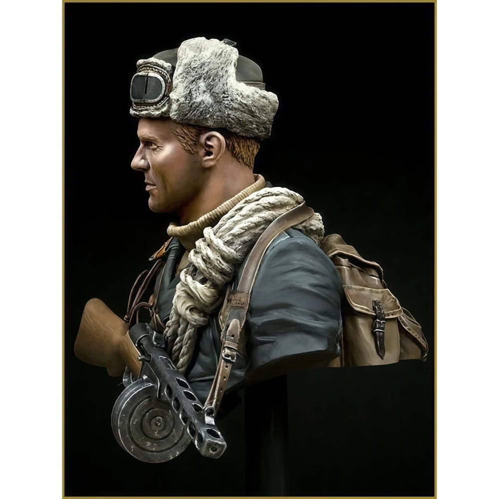 1/10 WWII Soviet Mountain Officer, Resin Model Bust Kit, Unassembled and Unpainted