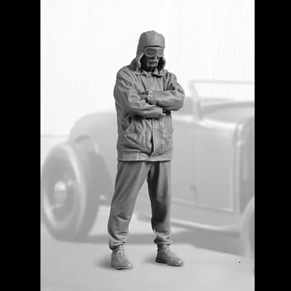 1/32 WWII Pilot, Resin Model Figure Kit, Unassembled and Unpainted