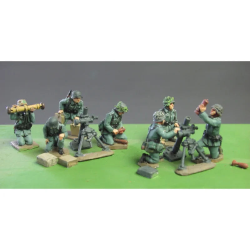 1/72 Modern Military Mortar Crew, 10 Figures, Resin Model Figure Kit, Unassembled and Unpainted