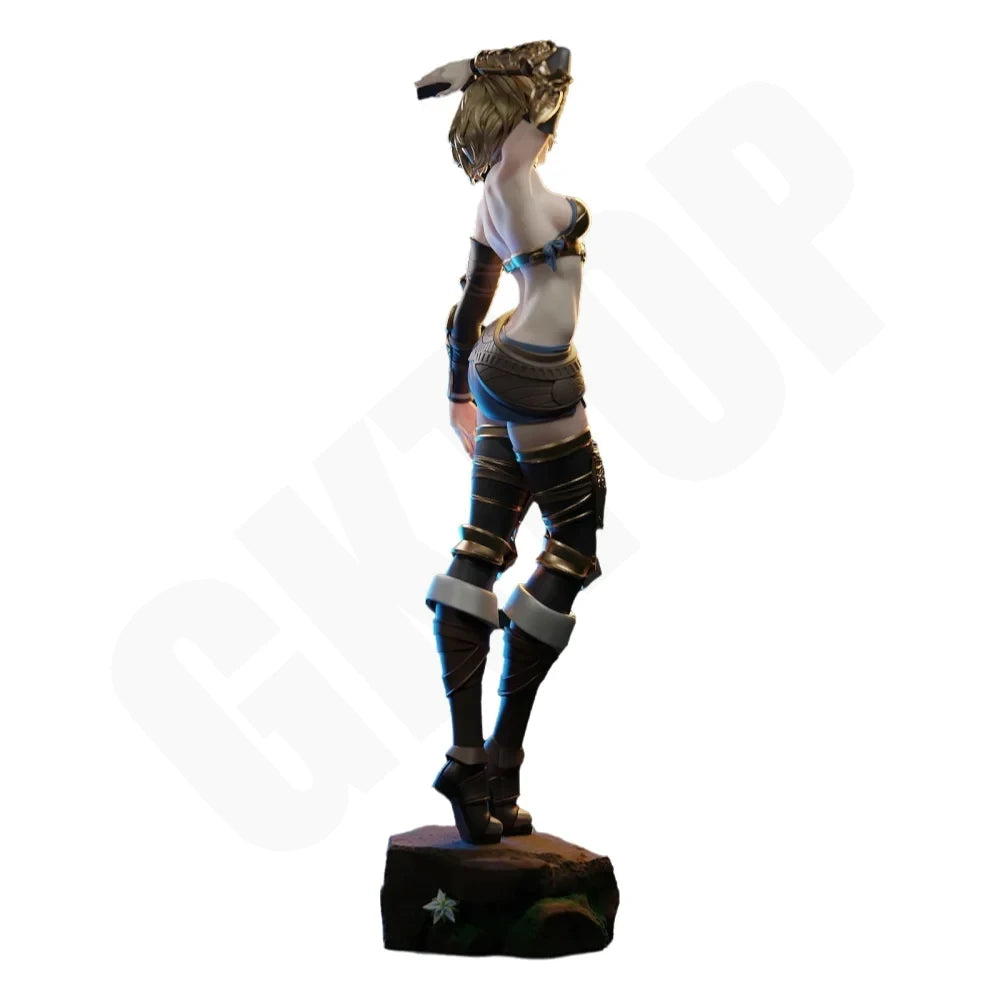 1/24 Female Sci-Fi Commando in Tactical Gear, Resin Model Figure Kit, Unassembled and Unpainted