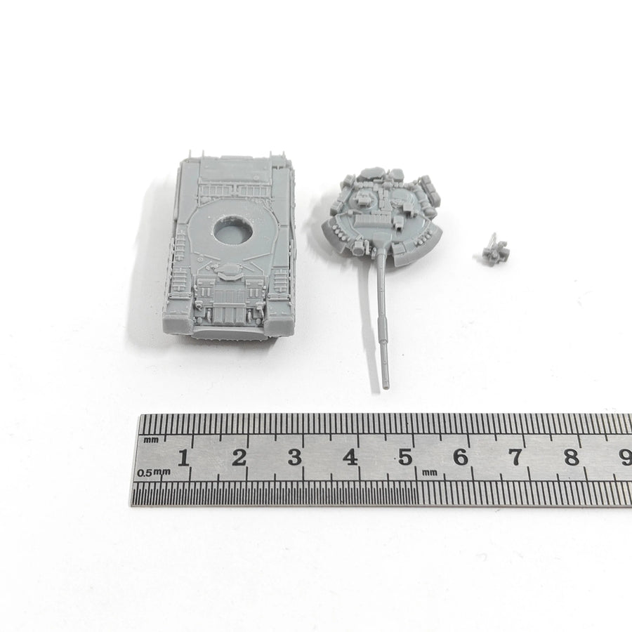 1/144 Scale T-80U Main Battle Tank MODEL KIT