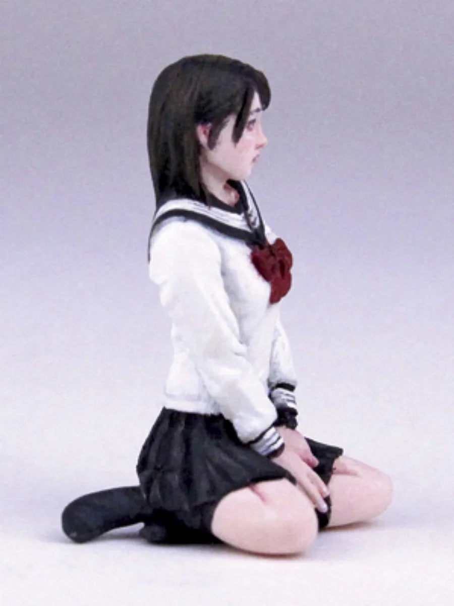 1/35 Schoolgirl in Sailor Uniform, Resin Model Figure Kit, Anime Theme, Unassembled and Unpainted