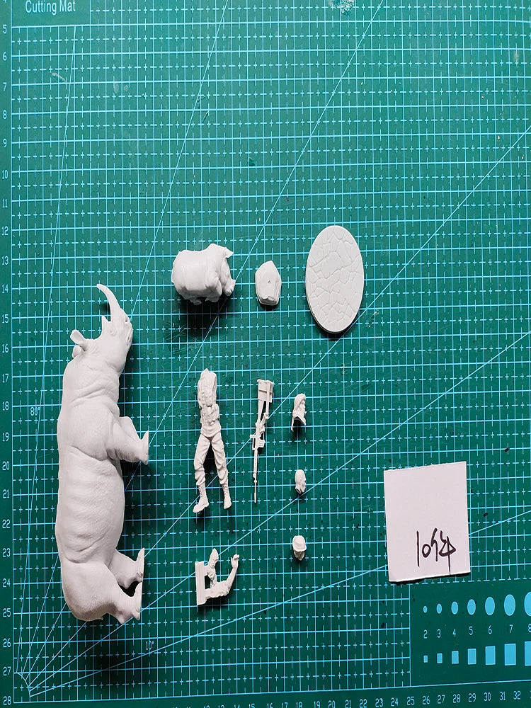 1/32 Medieval Fantasy Soldier with Rhinoceros, Resin Model Diorama Kit, Unassembled and Unpainted