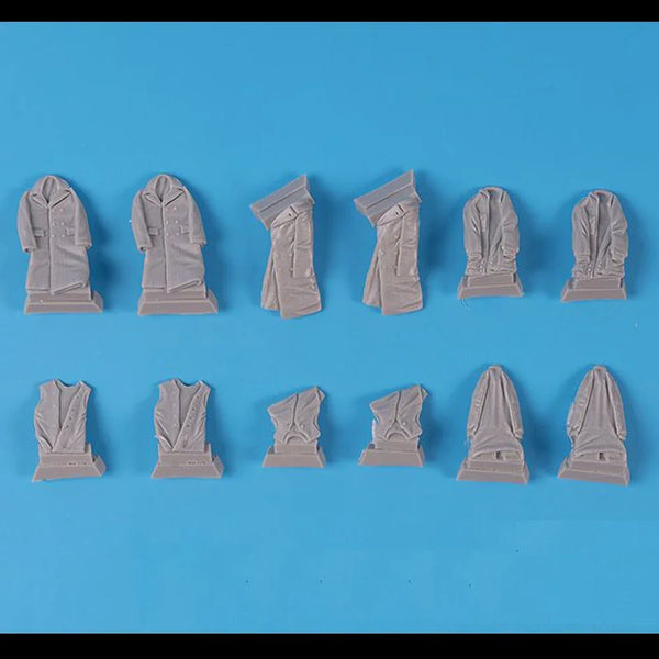 1/35 WWII British Soldier, 2 Figures, Resin Model Figure Kit, Unassembled and Unpainted