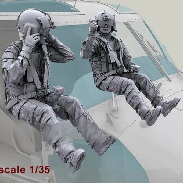 1/35 Modern Helicopter Pilots, 2 Figures, Resin Model Figure Kit, Unassembled and Unpainted