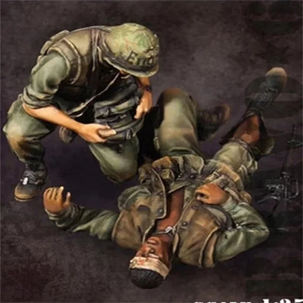 1/35 WWII Combat Soldier, 2 Figures, Resin Model Figure Kit, Unassembled and Unpainted