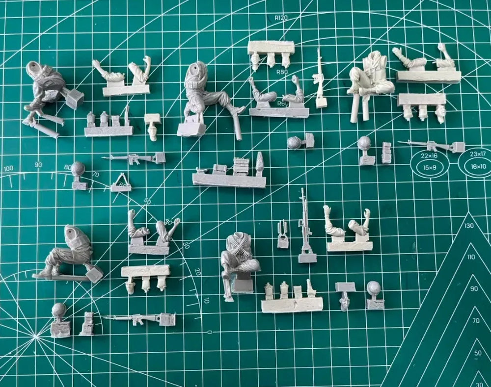 1/35 WWII US Marine Corps Squad, 5 Figures, Resin Model Figure Kit, Unassembled and Unpainted