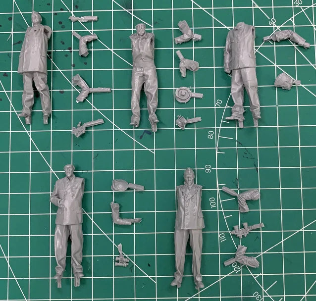 1/35 WWII Submarine Crew, 5 Figures, Resin Model Figure Kit, Unassembled and Unpainted