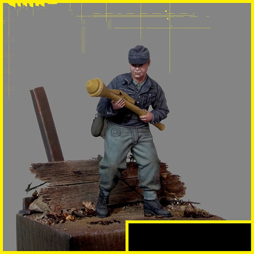 1/35 WWI British Infantryman with Hand Grenade, Resin Model Figure Kit, Unassembled and Unpainted
