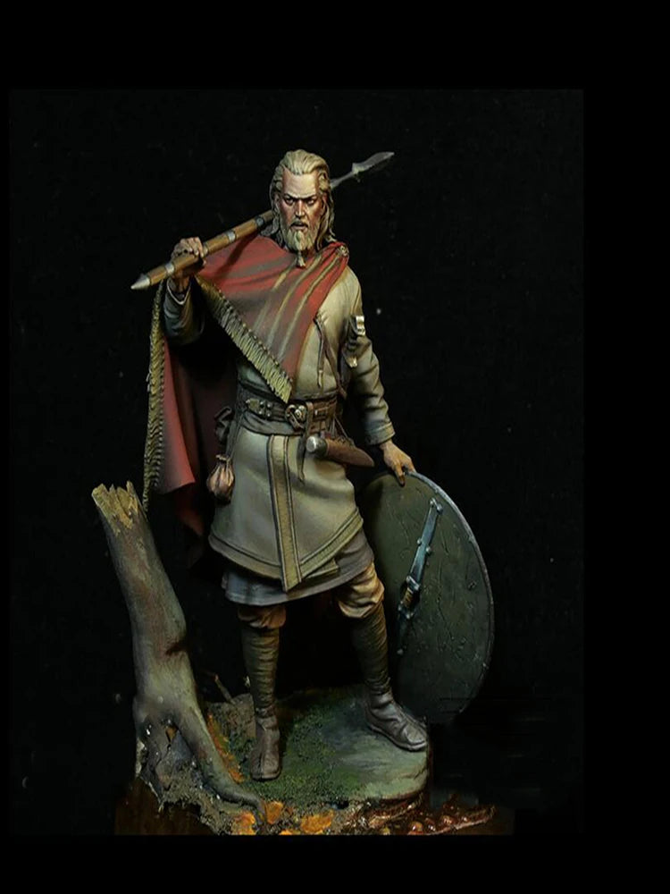 1/24 Ancient Anglo-Saxon Warrior with Spear and Red Cloak, Resin Model Figure Kit, Unassembled and Unpainted