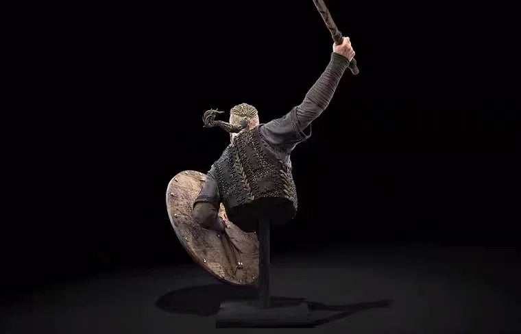 1/10 Viking Warrior Raising Axe with Shield, Resin Model Bust Kit, Fantasy Theme, Unassembled and Unpainted
