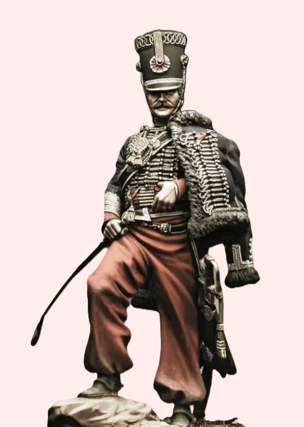 1/24 Napoleonic Officer with Plumed Busby and Sabre, Resin Model Figure Kit, Unassembled and Unpainted