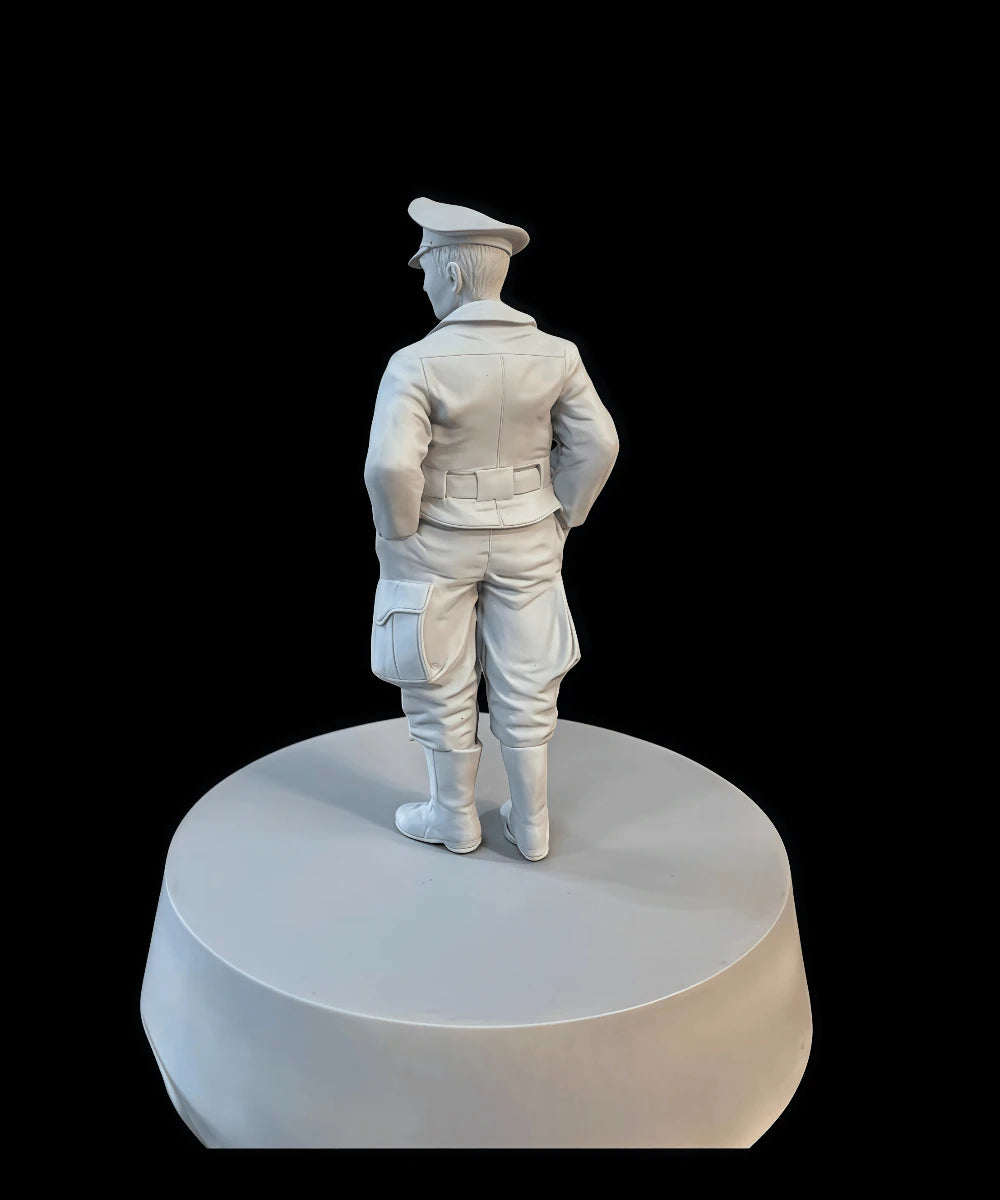 1/20 WWII Officer, Resin Model Figure Kit, Unassembled and Unpainted
