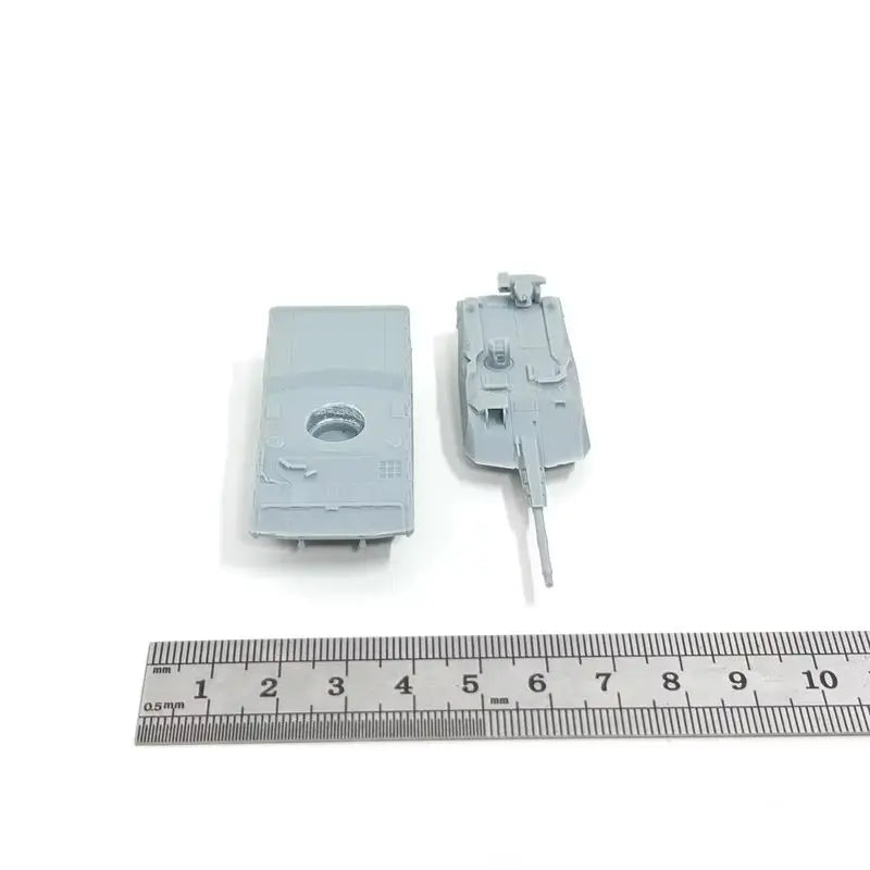 1/144 Modern Black Panther Tank, Resin Model Vehicle Kit, Unassembled and Unpainted