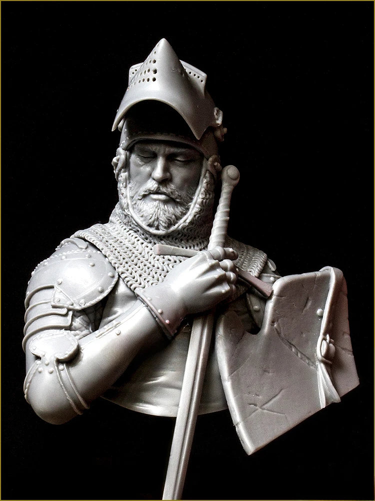 1/10 Medieval Knight in Armor, Resin Model Bust Kit, Unassembled and Unpainted