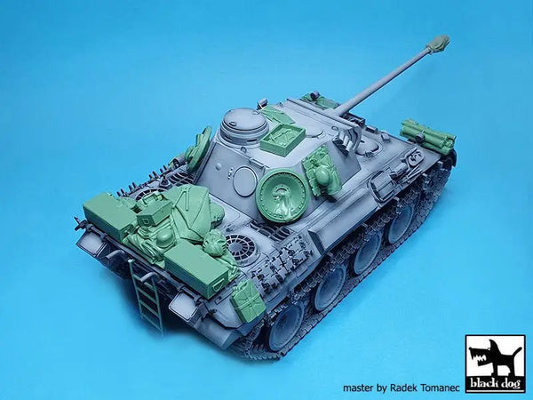 WWII Panzer Tank — 1/35 Resin Vehicle