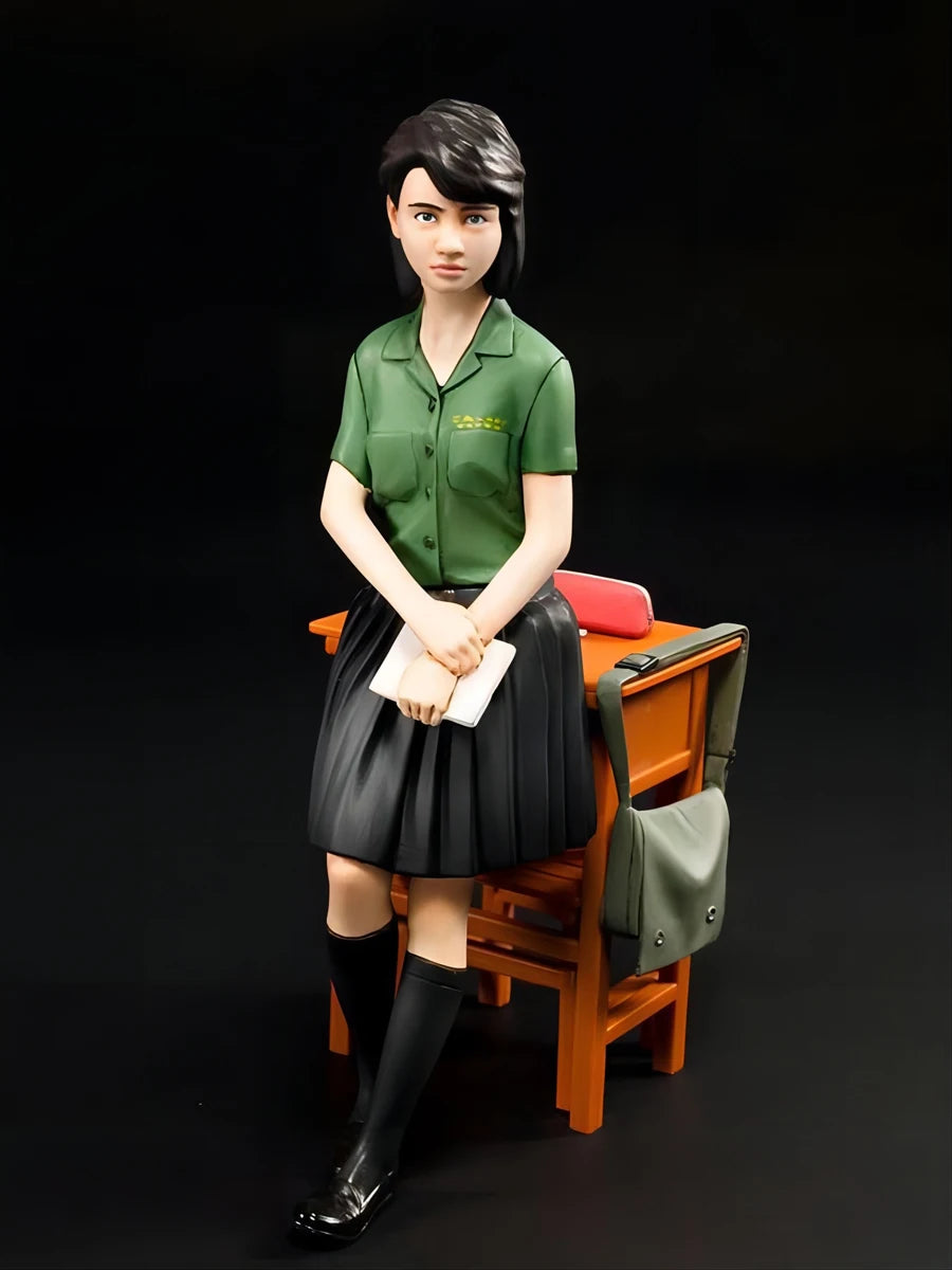 1/12 Schoolgirl in Green Blouse with Documents, Resin Model Figure Kit, Anime Theme, Unassembled and Unpainted