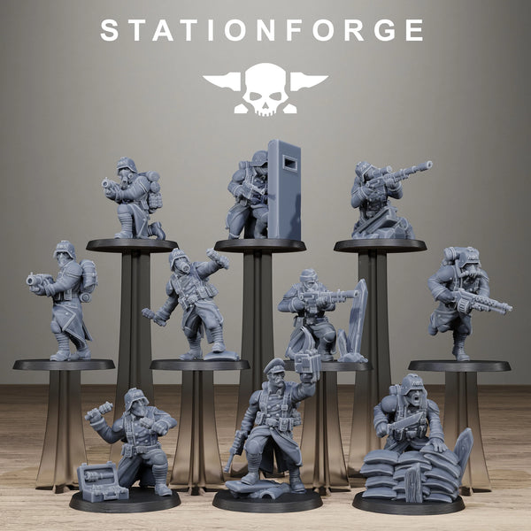 28mm WWI Trench Raiders, 17 Figures, Resin Model Figure Kit, Unassembled and Unpainted