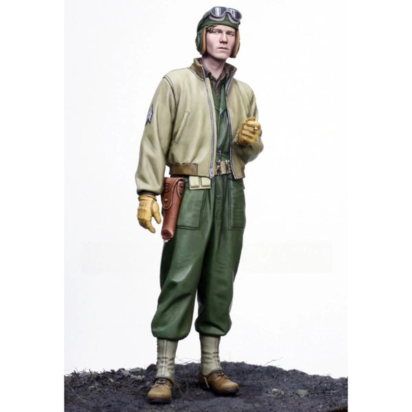 1/16 WWII US Army Soldier with Yellow Gloves, Resin Model Figure Kit, Unassembled and Unpainted