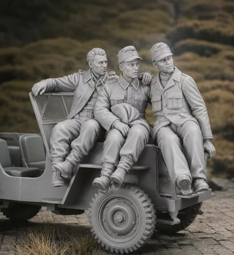 1/35 WWII German Jeep Crew, 3 Figures, Resin Model Figure Kit, Unassembled and Unpainted