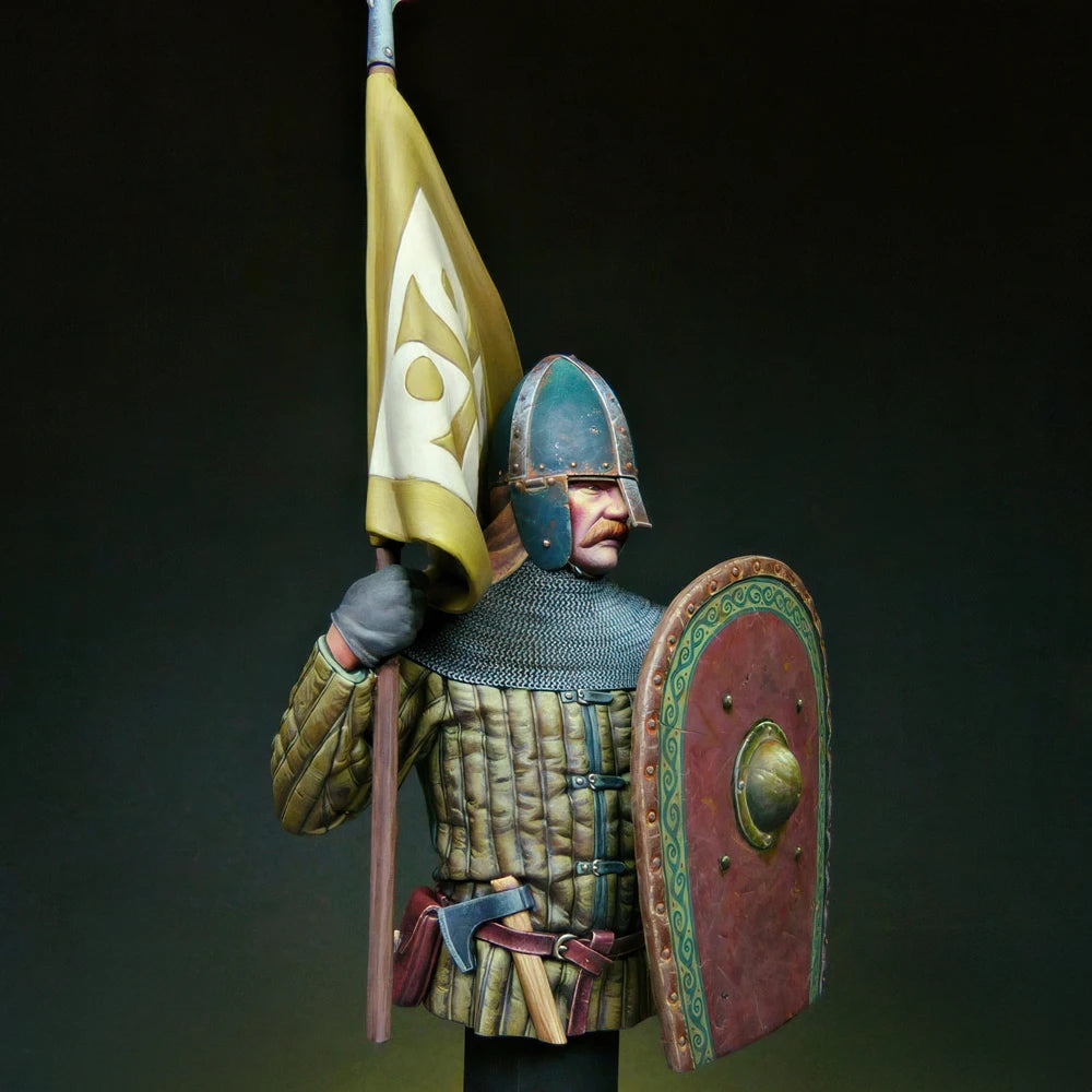 1/12 Medieval Standard Bearer Warrior, Resin Model Bust Kit, Unassembled and Unpainted