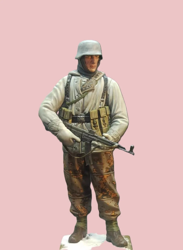 1/16 WWI German Infantry with Fixed Bayonet, Resin Model Figure Kit, Unassembled and Unpainted