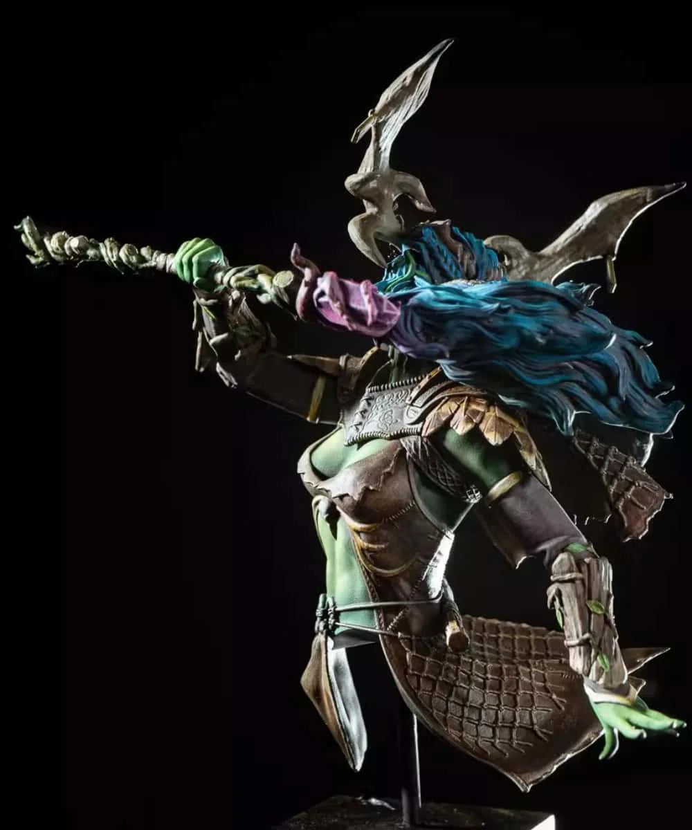 1/12 Elf Warrior with Blue Hair and Greatsword, Resin Model Figure Kit, Fantasy Theme, Unassembled and Unpainted